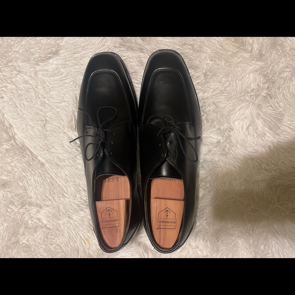 11.5 great condition worn once or twice.